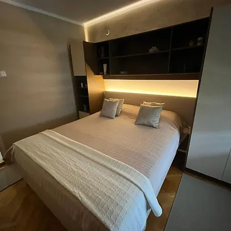 Sunny With A View דירה טרביניה