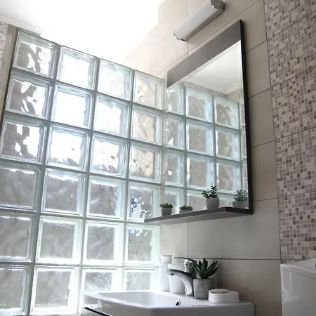 Sunny With A View * טרביניה