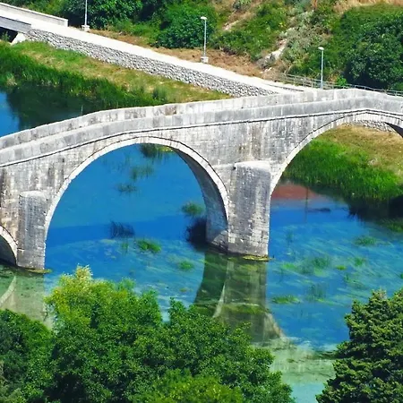 Sunny With A View شقة تريبينيي