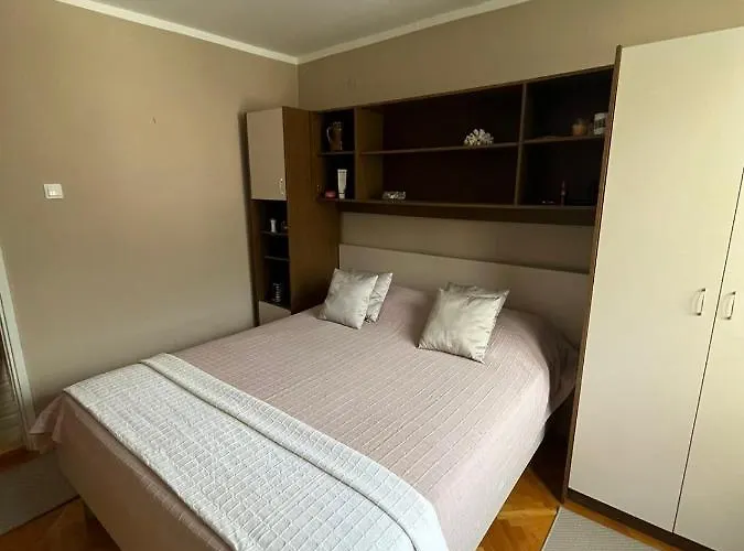 شقة Sunny With A View