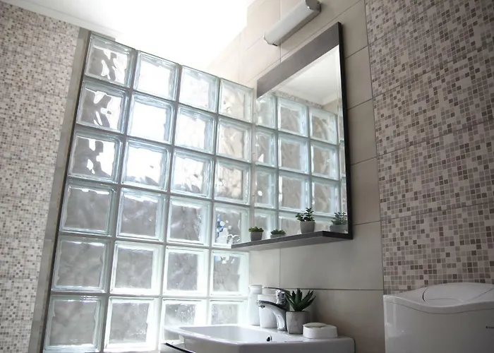 Sunny With A View * تريبينيي